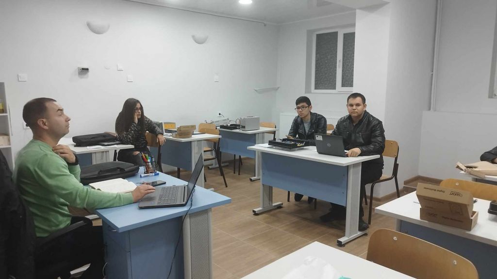Ден на професиите и на отворените врати. - ПГЖПТ Христо Смирненски - Карлово